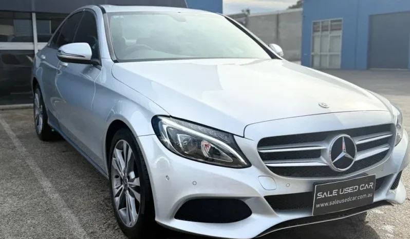 
								Mercedes Benz C200 2017 full									
