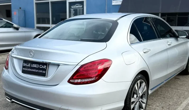 
								Mercedes Benz C200 2017 full									