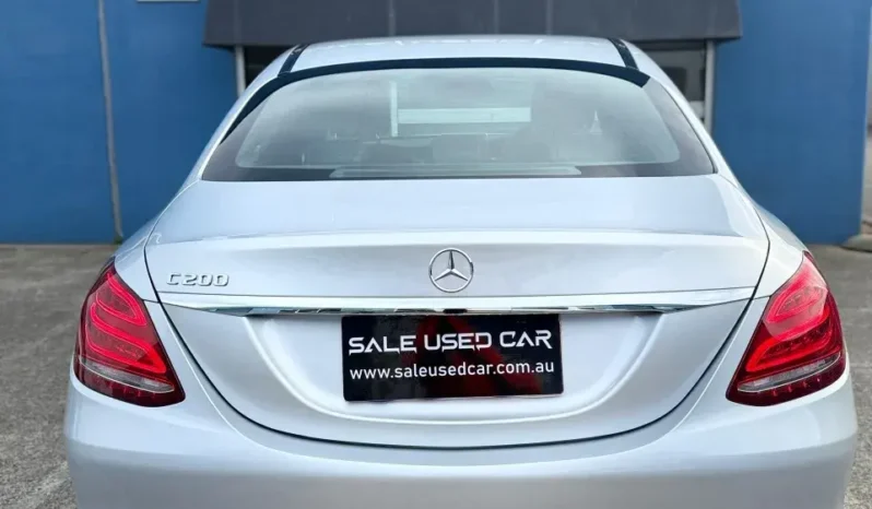 
								Mercedes Benz C200 2017 full									