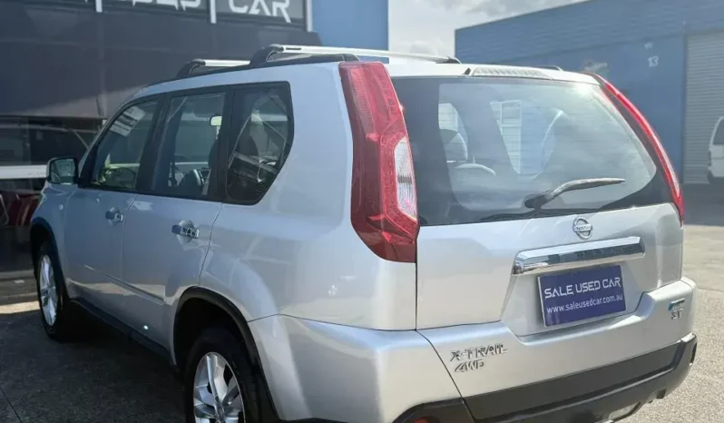 
								NISSAN X-Trail 4WD 2013 full									