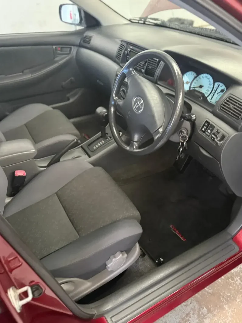 
								Toyota Corolla 2005 full									