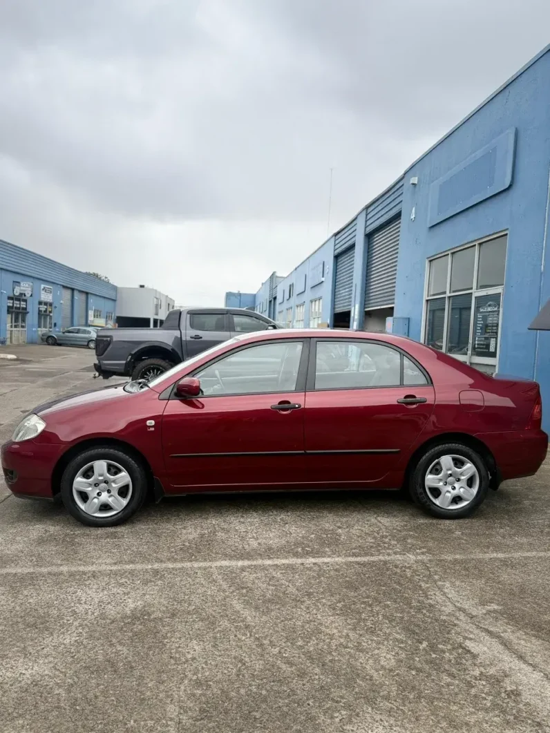
								Toyota Corolla 2005 full									