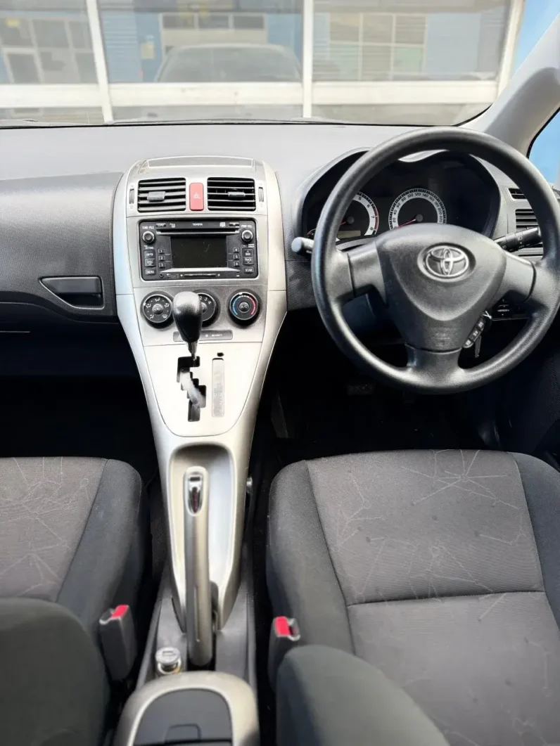 
								Toyota Corolla 2009 full									