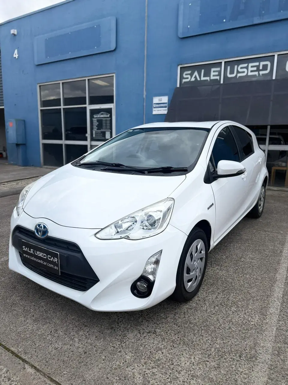 Toyota Prius C 2016