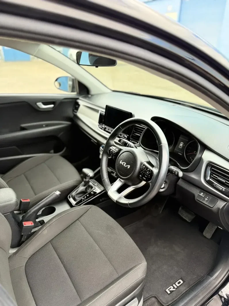 
								KIA RIO SPORT 2021 full									
