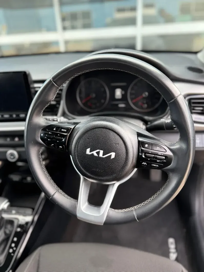 
								KIA RIO SPORT 2021 full									