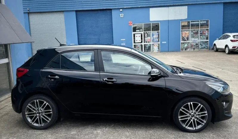 
								KIA RIO SPORT 2021 full									
