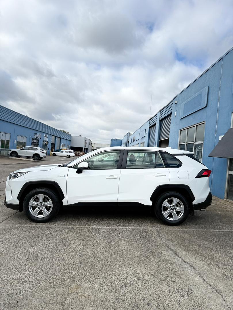 TOYOTA RAV4 GX HYBRID 2020