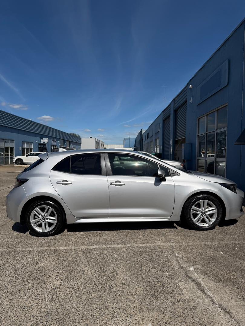 2019 TOYOTA COROLLA SX