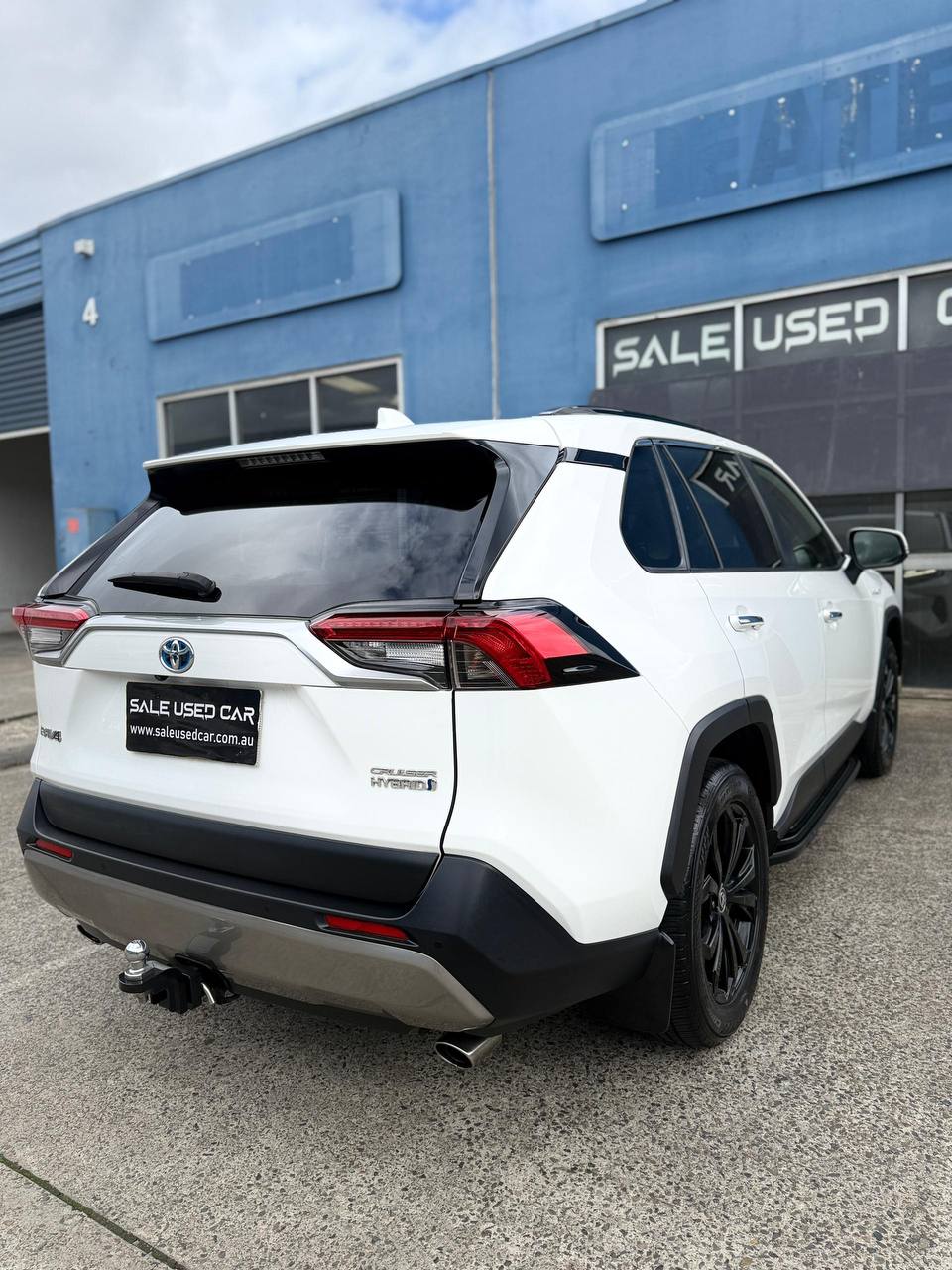 2022 TOYOTA RAV4 HYBRID CRUISER AWD