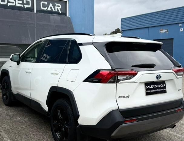 
								2020 Toyota RAV4 GXL HYBRID full									