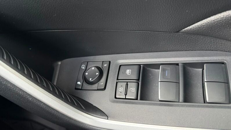 
								2019 TOYOTA RAV4 GXL full									