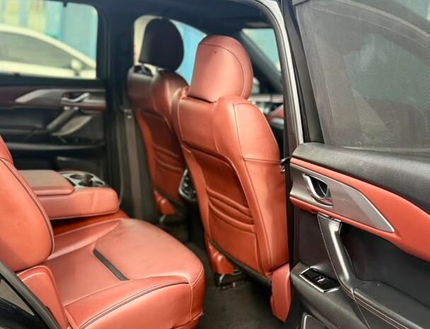 
								2019 Mazda CX-9 Azami LE (Top of the Range) full									