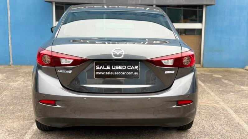 
								2018 MAZDA 3 full									