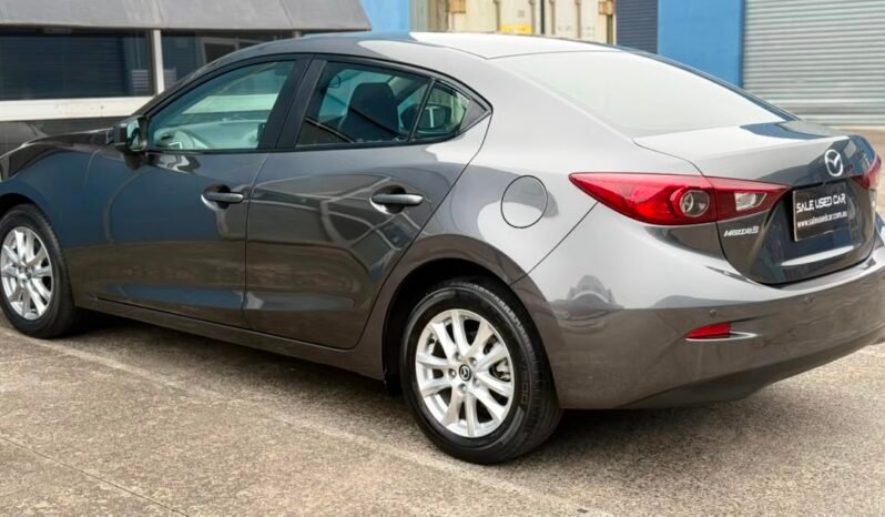 
								2018 MAZDA 3 full									