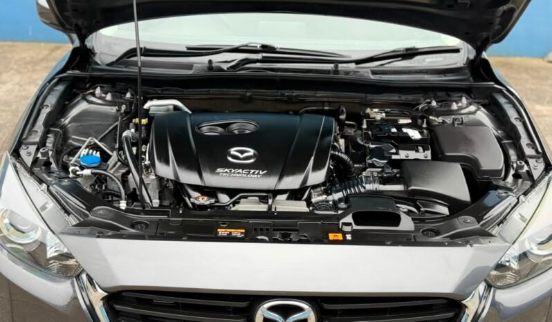 
								2018 MAZDA 3 full									