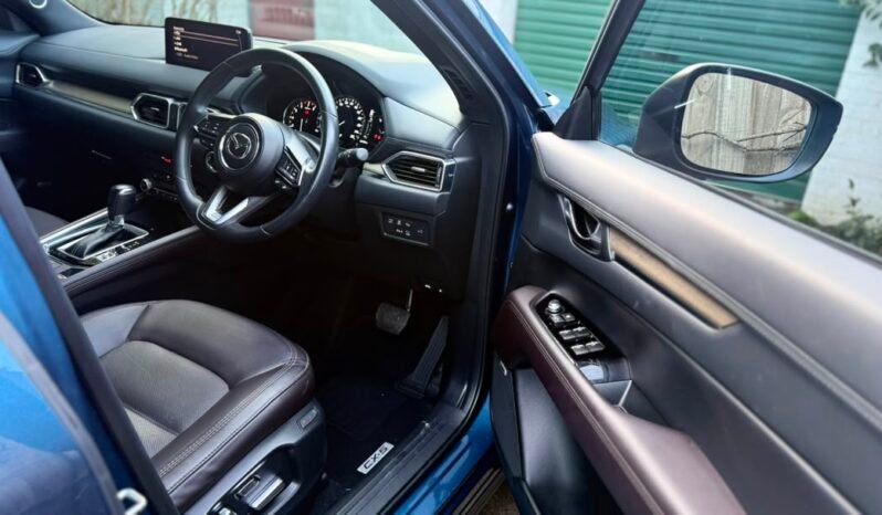 
								2021 MAZDA CX-5 AKERA full									