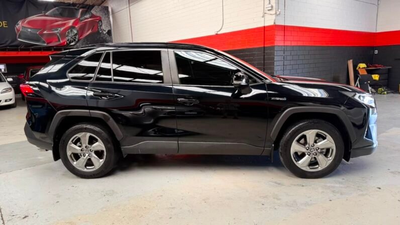
								2019 TOYOTA RAV4 GXL HYBRID full									